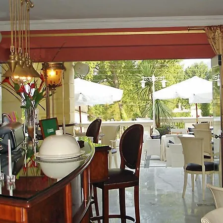 Enavlion Batagianni Hotell 3*