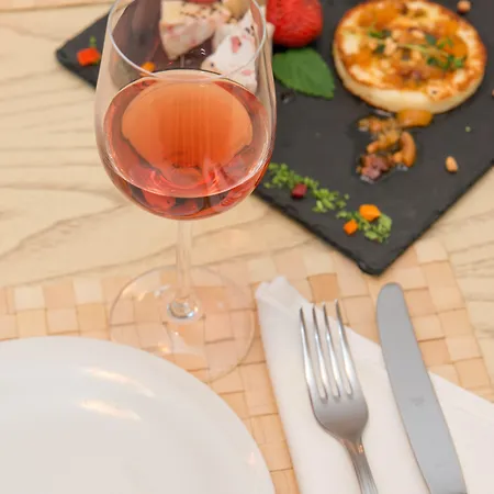 Enavlion Batagianni 3*